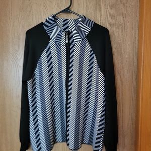 SIONI Black & White, Zip Front, XL Sweater.